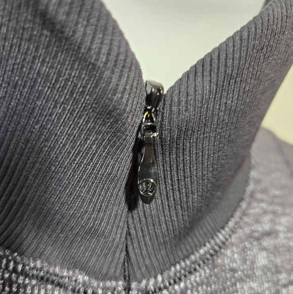 EUC LULULEMON Runderful Rulu LS Top Size 4 Mini Check Pique Black Heathered - Picture 3 of 9